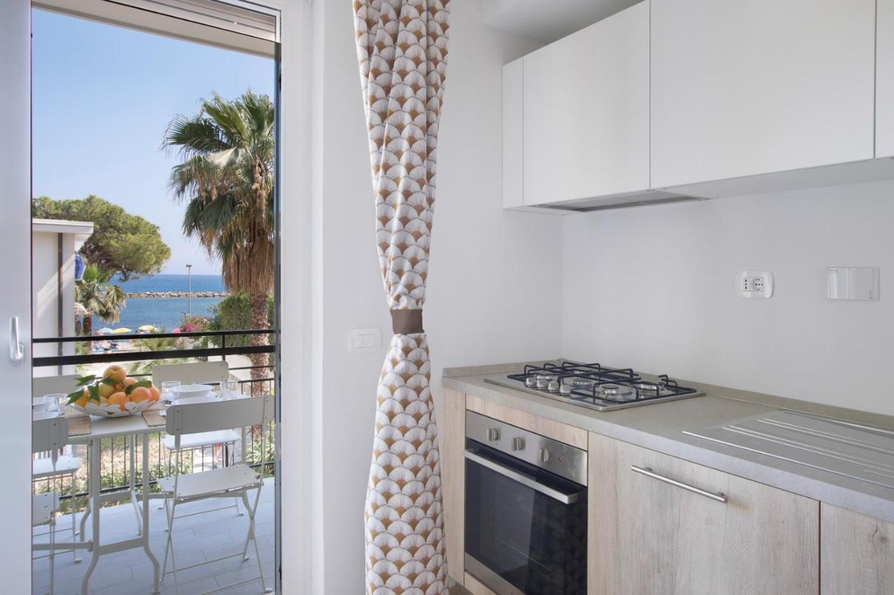 Appartement Italianway - Cristoforo Colombo 12 à San Bartolomeo Al Mare Extérieur photo